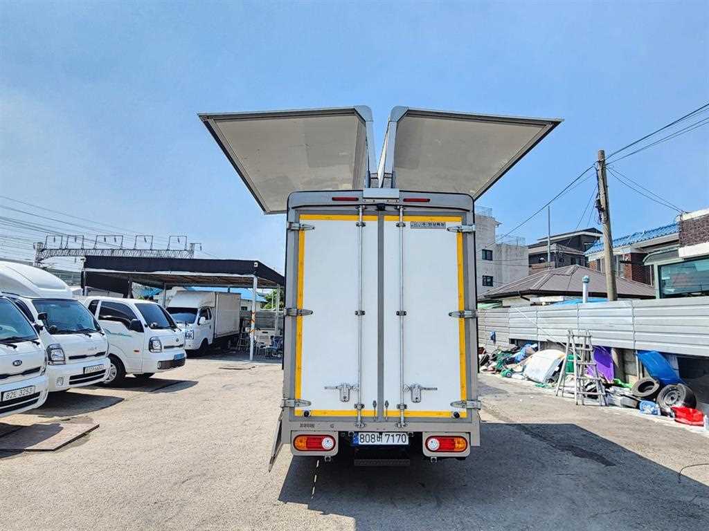 Small Truck Top_Wingbody - Vista 12