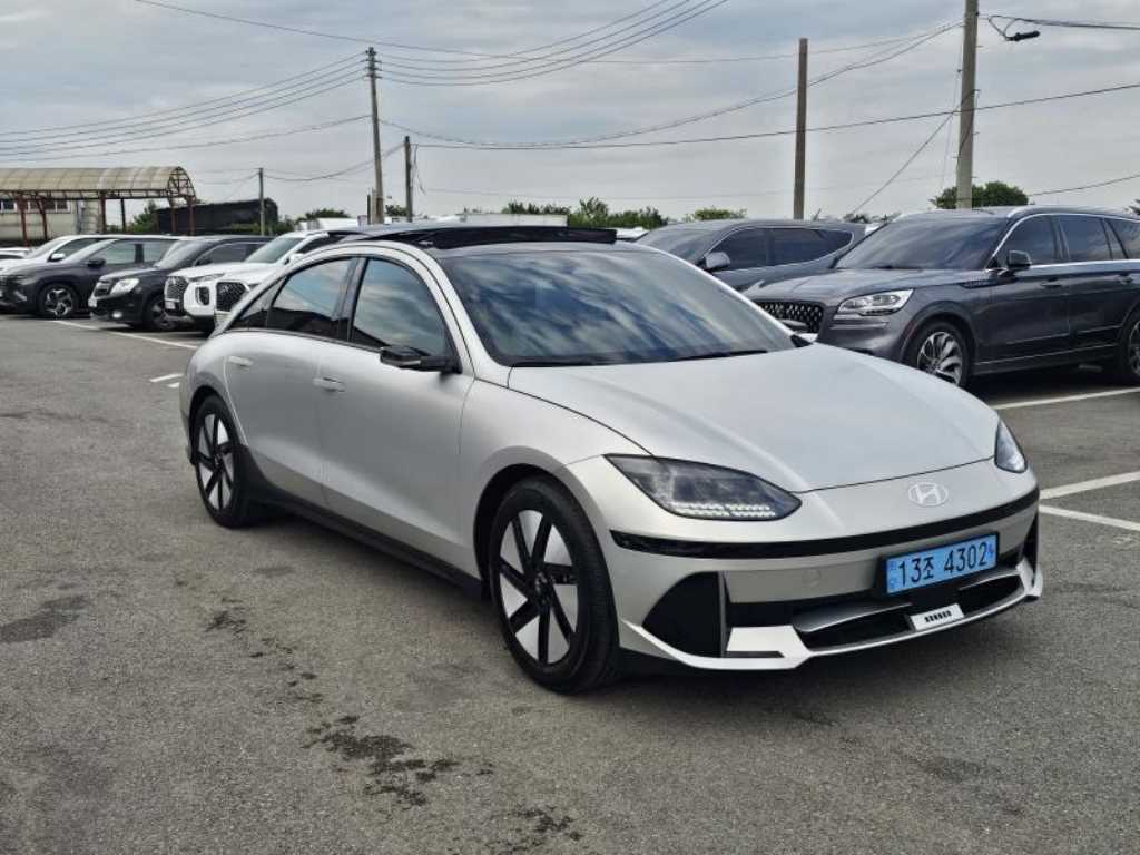HYUNDAI Ioniq 6 - Vista 3