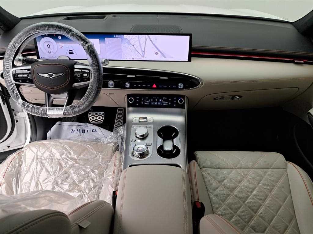 Genesis GV70 - Vista 2