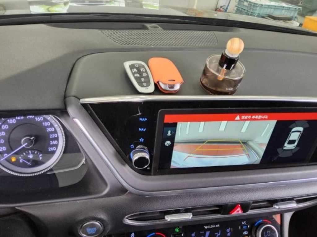 HYUNDAI Sonata - Vista 6