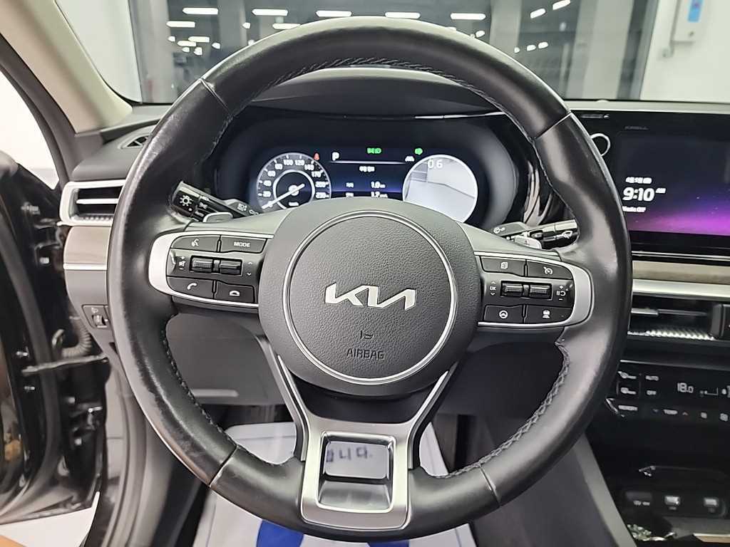 KIA K5 - Vista 9