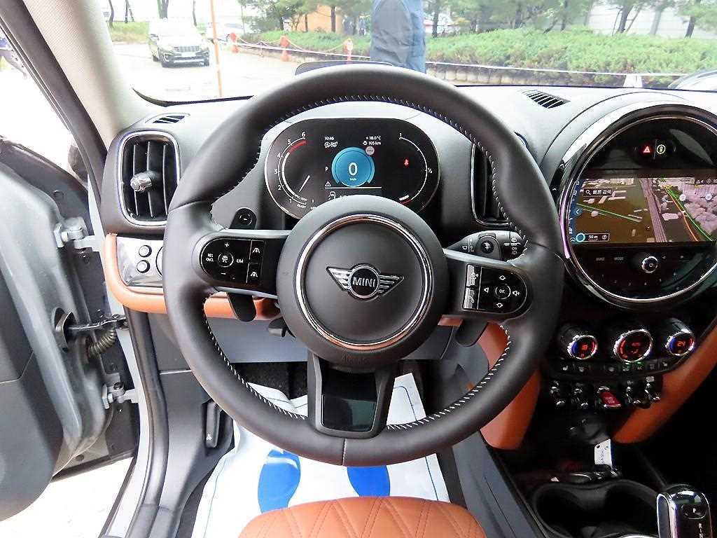 Mini Countryman - Vista 8