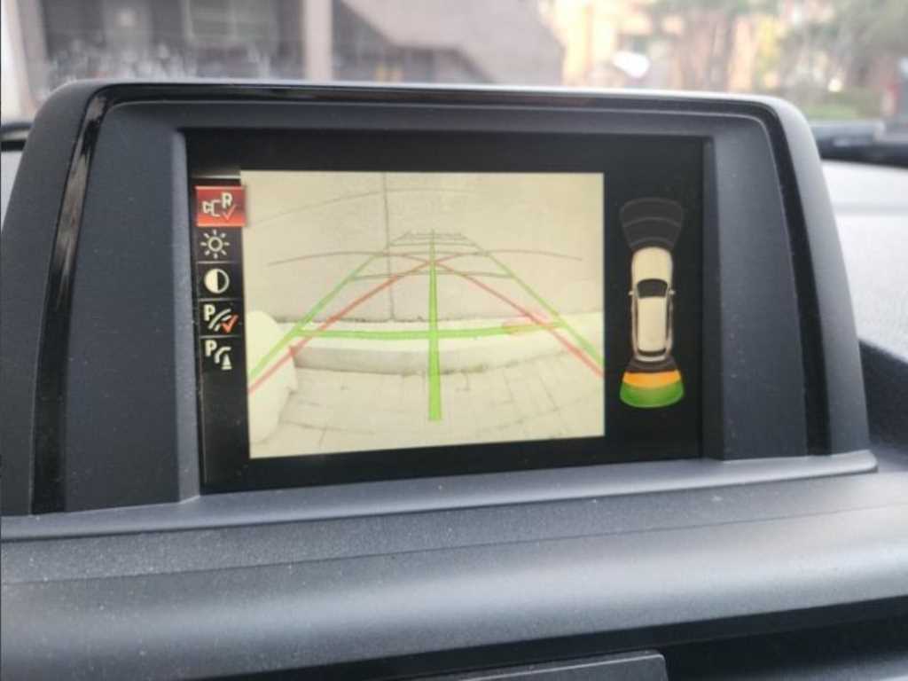 BMW 1 series - Vista 10