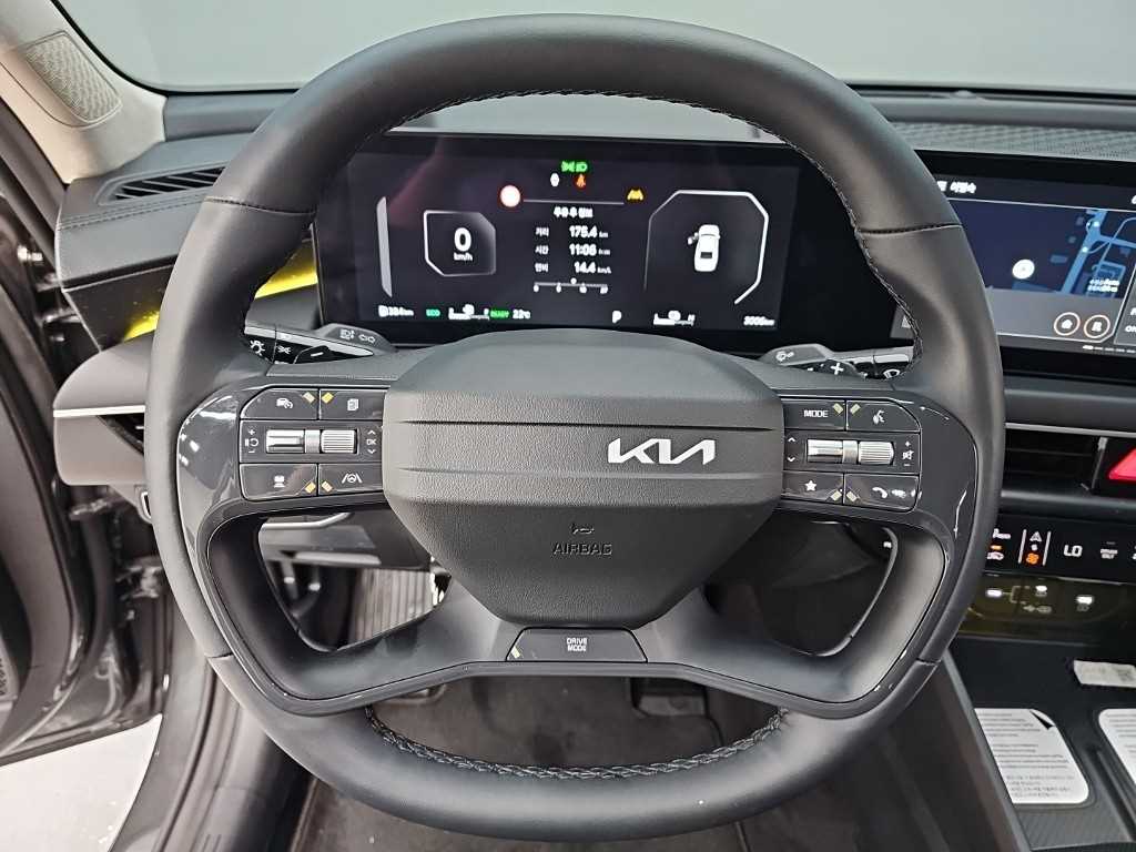 KIA K8 - Vista 9