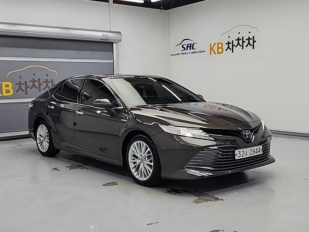 Toyota Camry - Vista 4