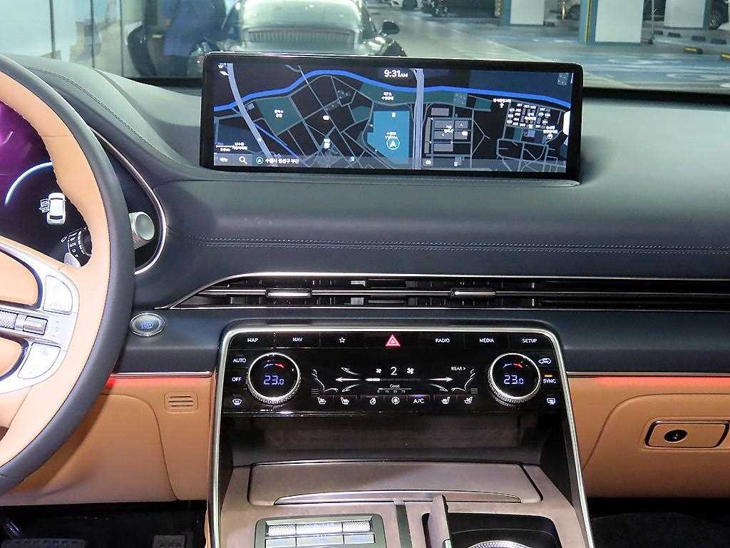 Genesis GV80 - Vista 11