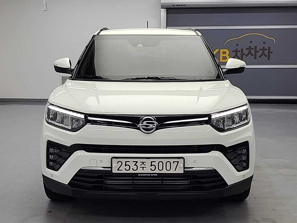 Ssangyong Tivoli - Vista 2