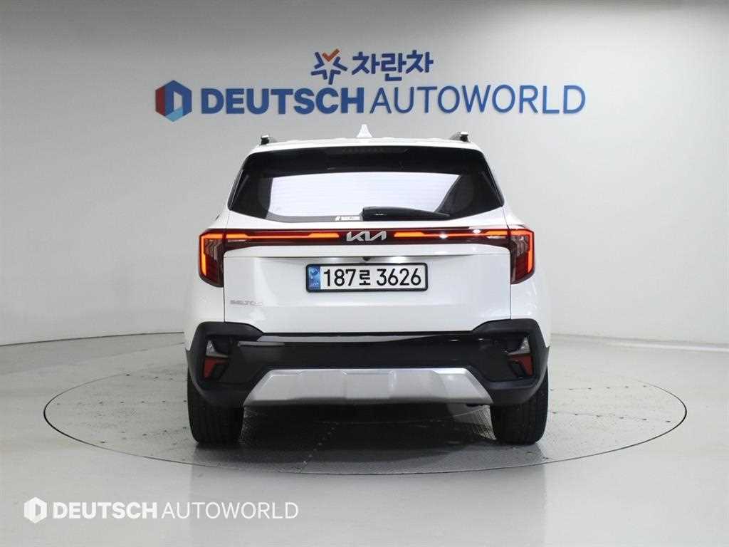 KIA Seltos - Vista 4