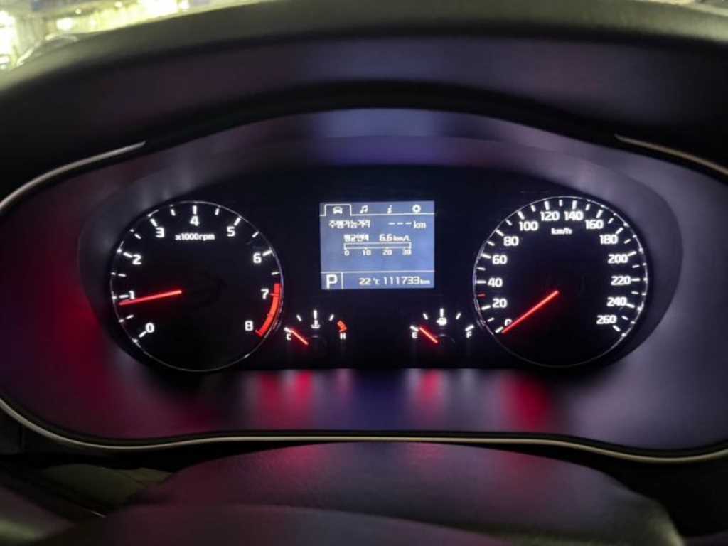 KIA K7 - Vista 9