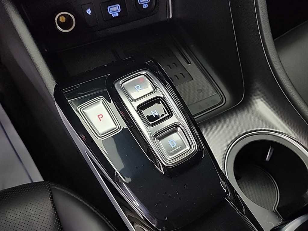 HYUNDAI Sonata - Vista 8
