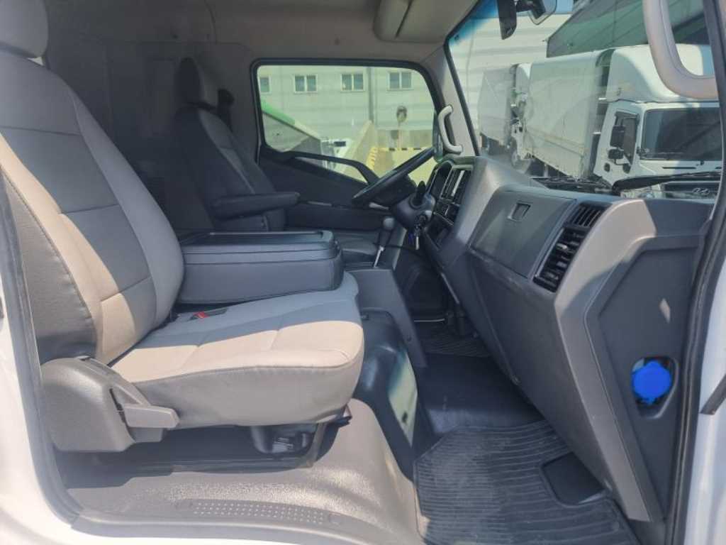medium and large cargo truck 2021 Blanco - Importación desde Corea - HF Imports Iquique - Foto 15