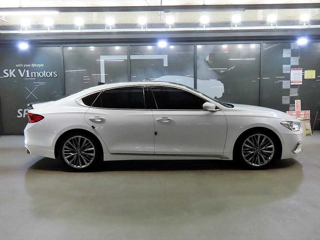 HYUNDAI Grandeur - Vista 3