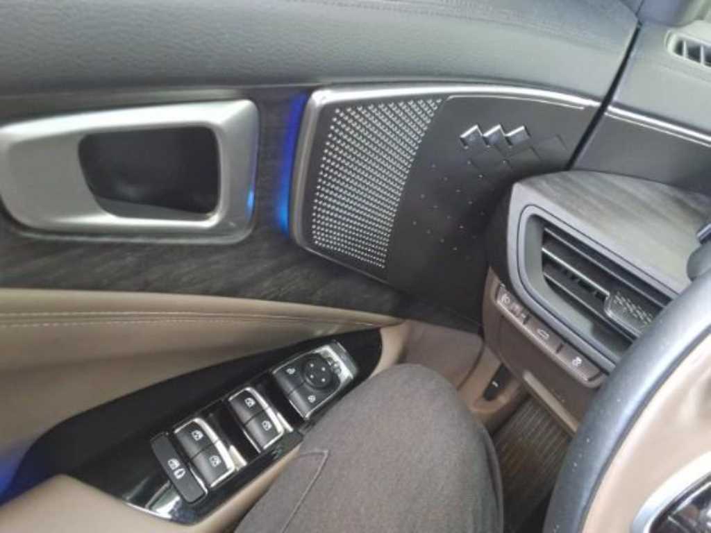 KIA K8 - Vista 3