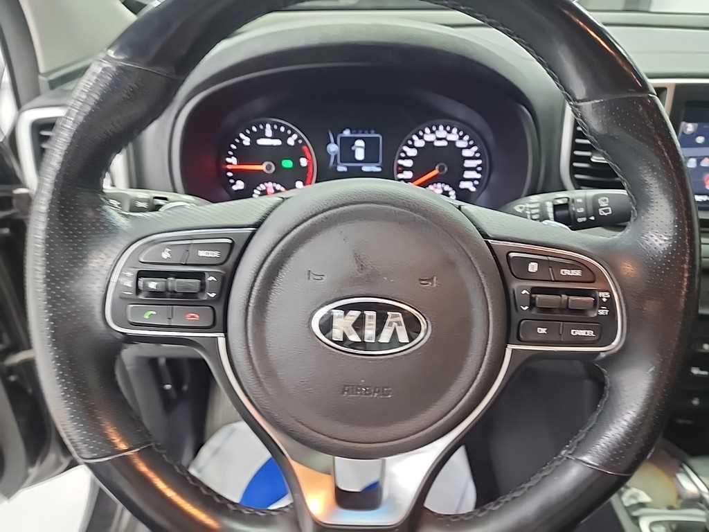 KIA Sportage - Vista 9