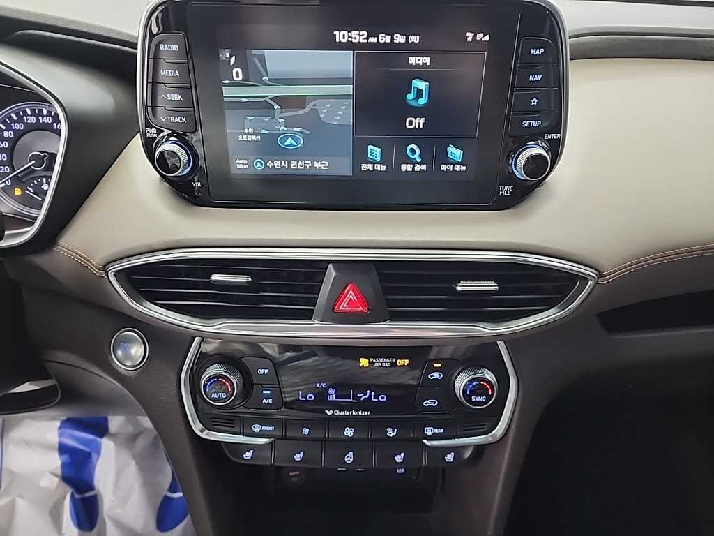 HYUNDAI Santa Fe - Vista 10