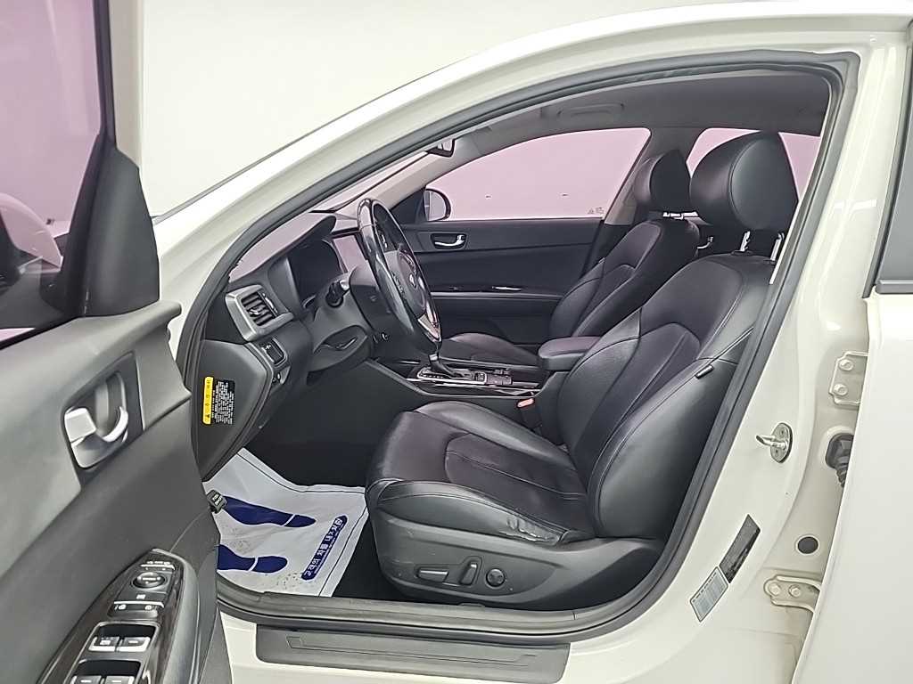 KIA K5 - Vista 11