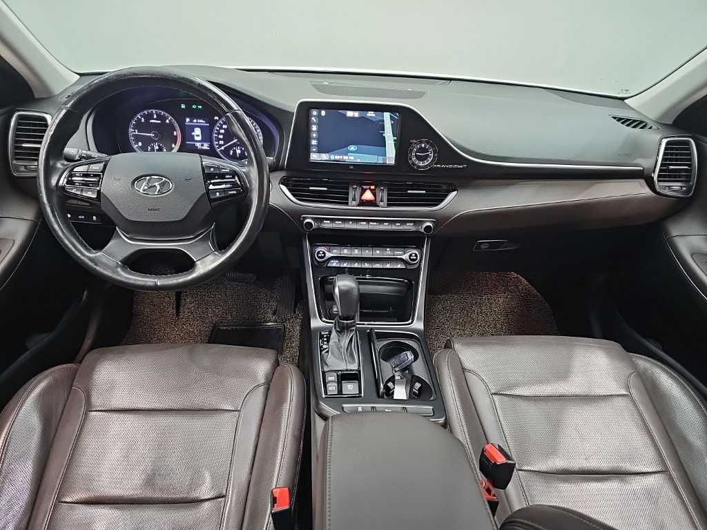HYUNDAI Grandeur - Vista 7