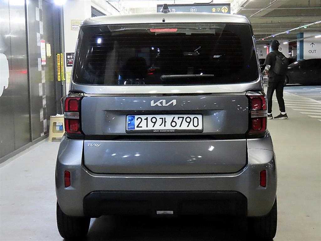 KIA Ray - Vista 5