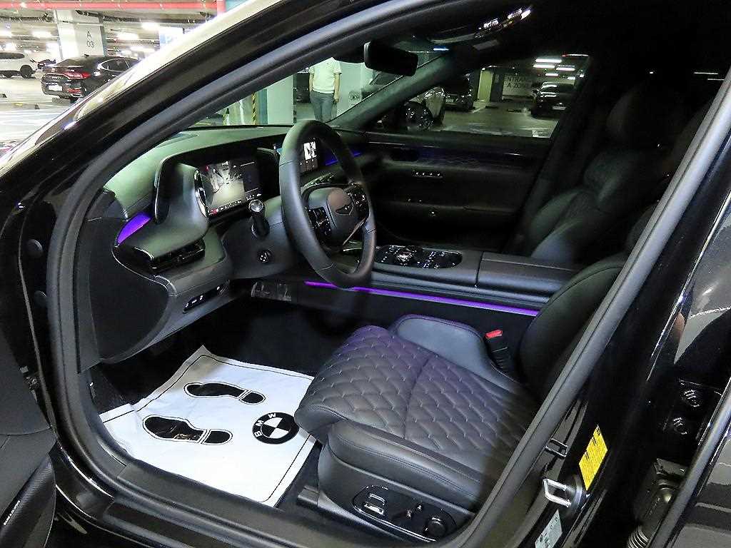 Genesis G90 - Vista 6