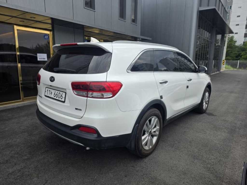 KIA Sorento - Vista 6