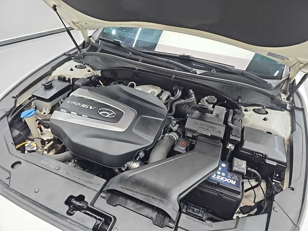 HYUNDAI Grandeur - Vista 5