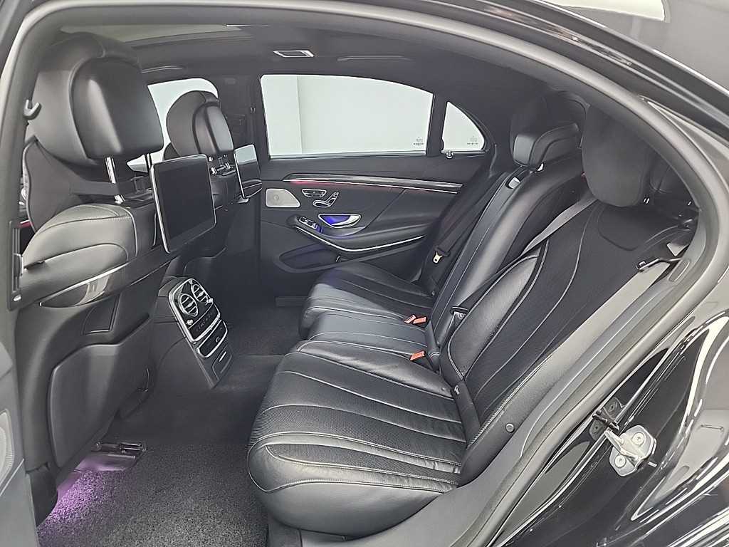 Mercedes Benz S Class - Vista 12
