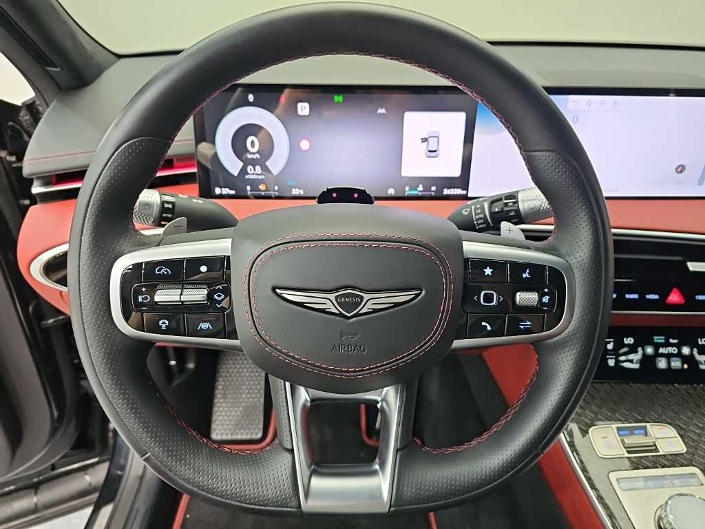 Genesis GV70 - Vista 9