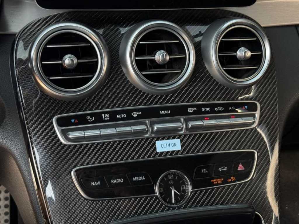 Mercedes Benz C Class - Vista 12