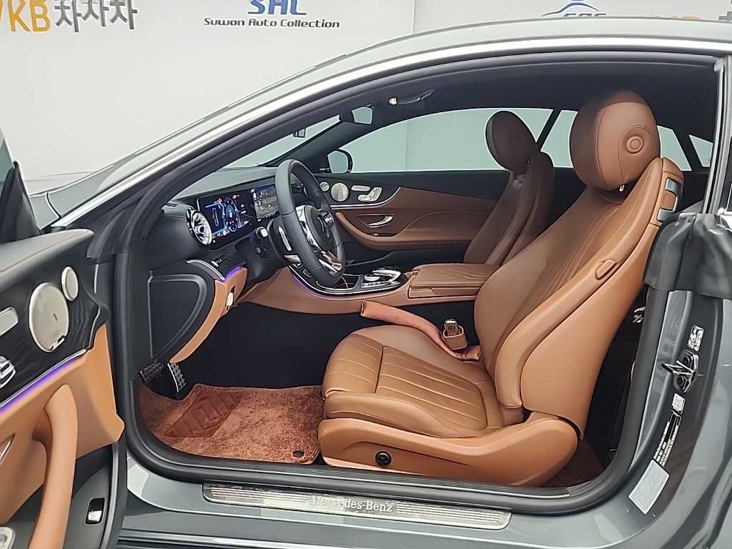 Mercedes Benz E class - Vista 11