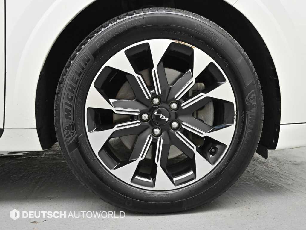 KIA Carnival - Vista 5
