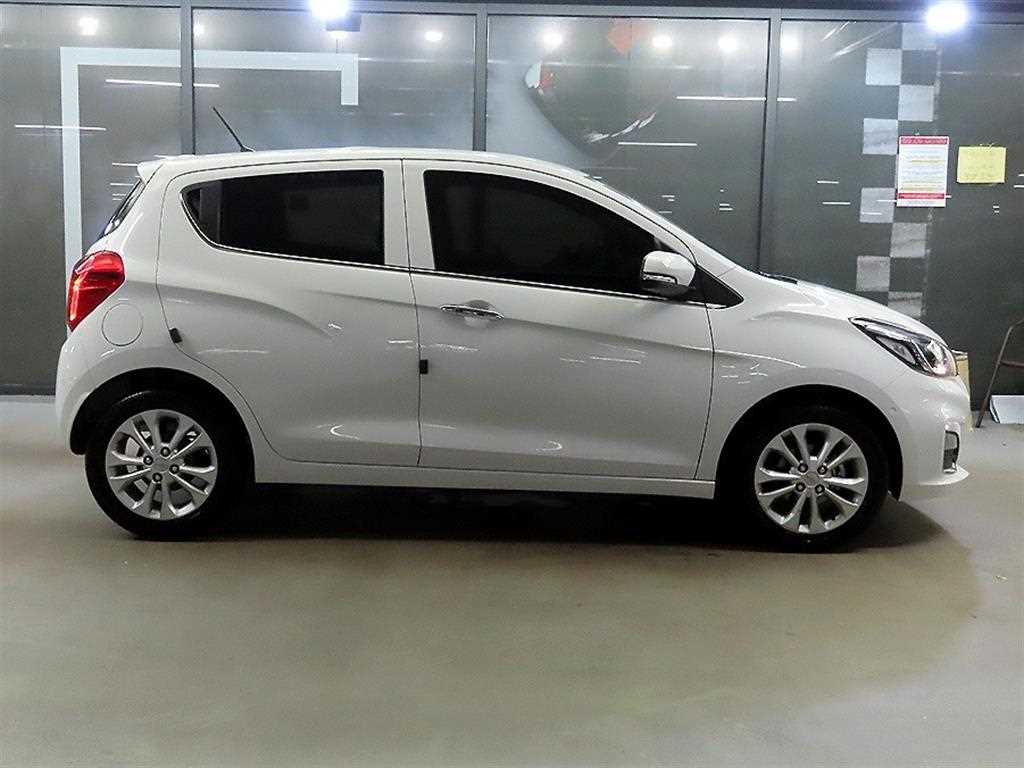 Chevrolet Spark - Vista 3