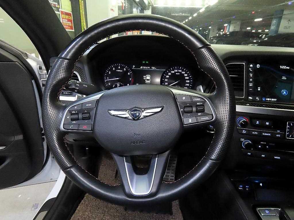 Genesis G80 - Vista 8