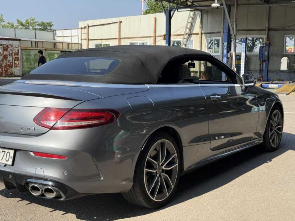 Mercedes Benz C Class - Vista 5