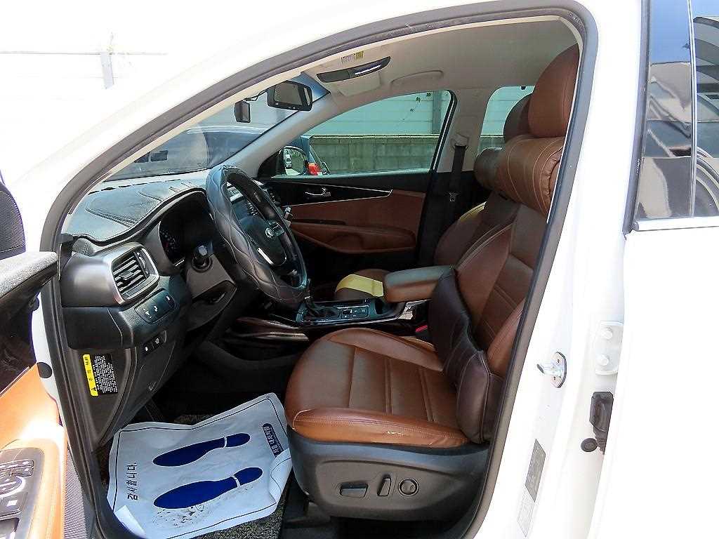 KIA Sorento - Vista 5