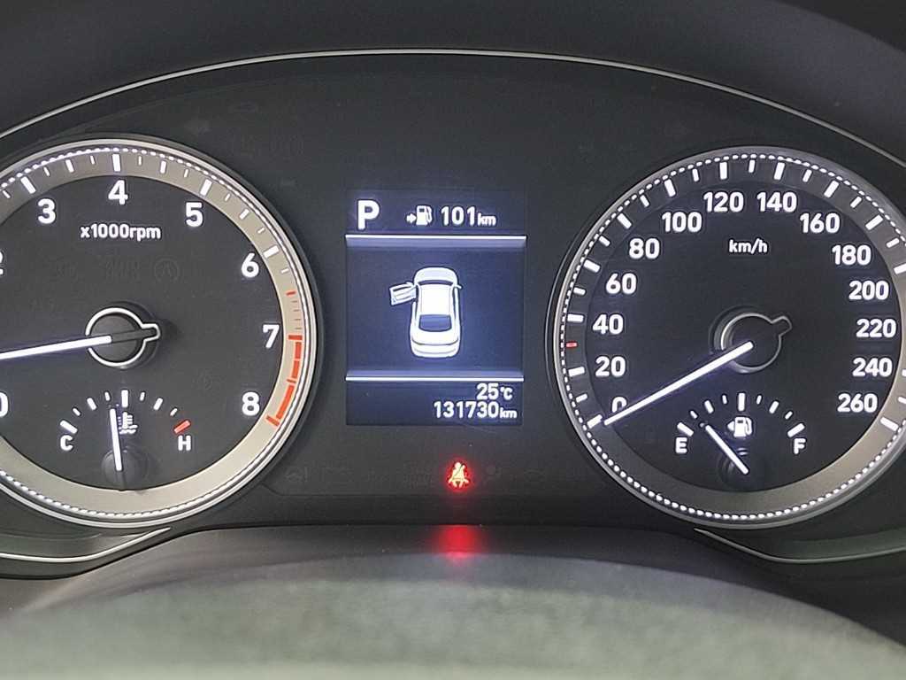 HYUNDAI Grandeur - Vista 6