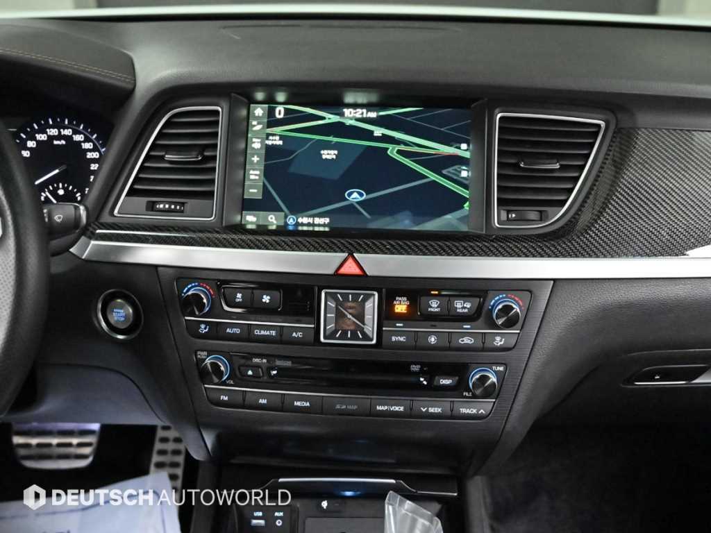 Genesis G80 - Vista 12