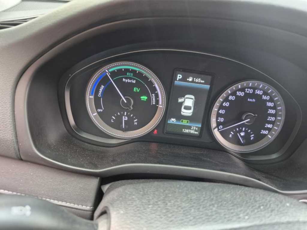 HYUNDAI Grandeur - Vista 6