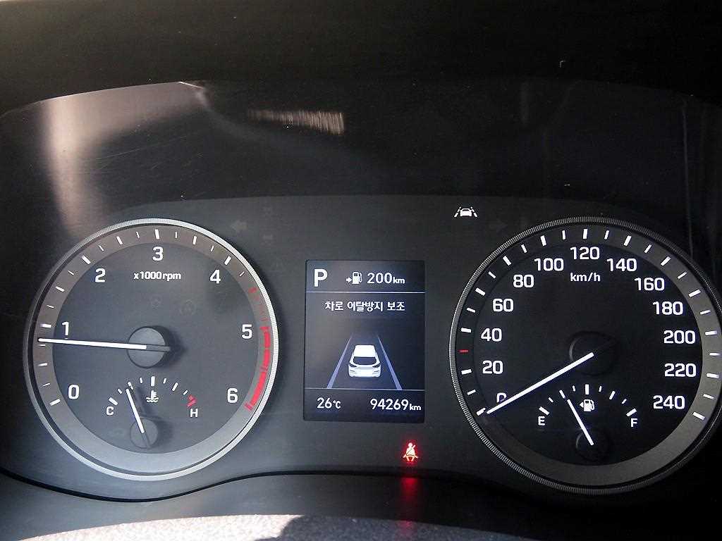 HYUNDAI Tucson 2019 Negro - Importación desde Corea - HF Imports Iquique - Foto 14