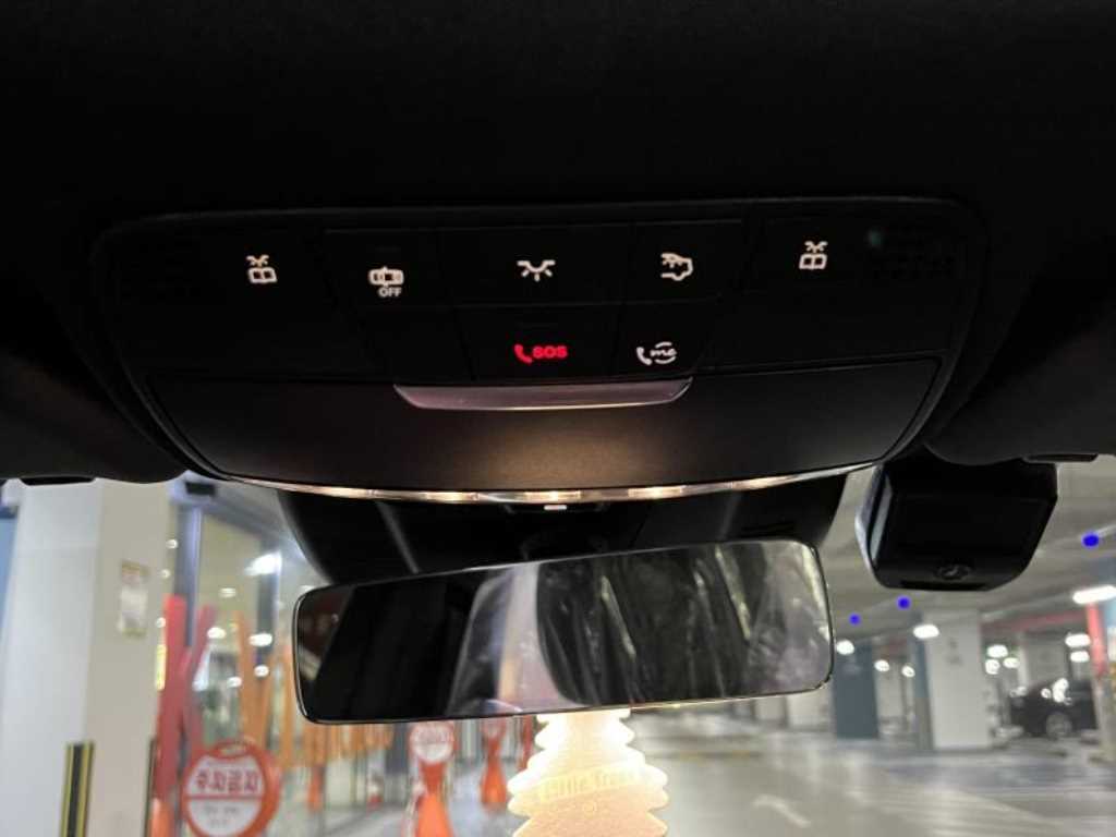 Mercedes Benz E class - Vista 8