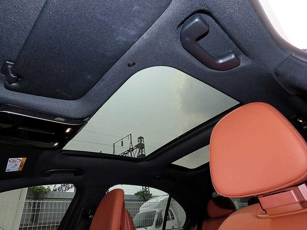 Mercedes Benz C Class 2022 Blanco - Importación desde Corea - HF Imports Iquique - Foto 18