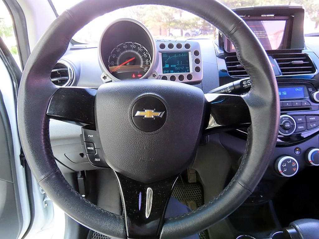 Chevrolet Spark - Vista 8