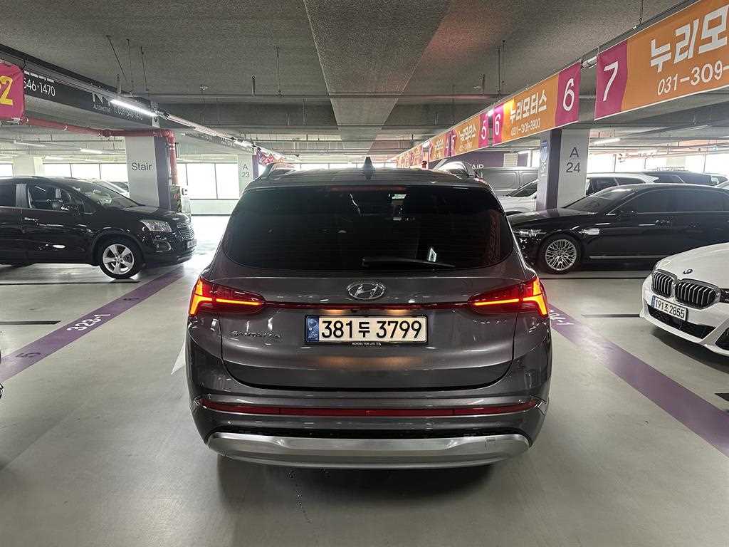 HYUNDAI Santa Fe - Vista 6