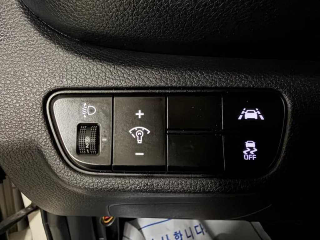 KIA Seltos 2020 Blanco - Importación desde Corea - HF Imports Iquique - Foto 13
