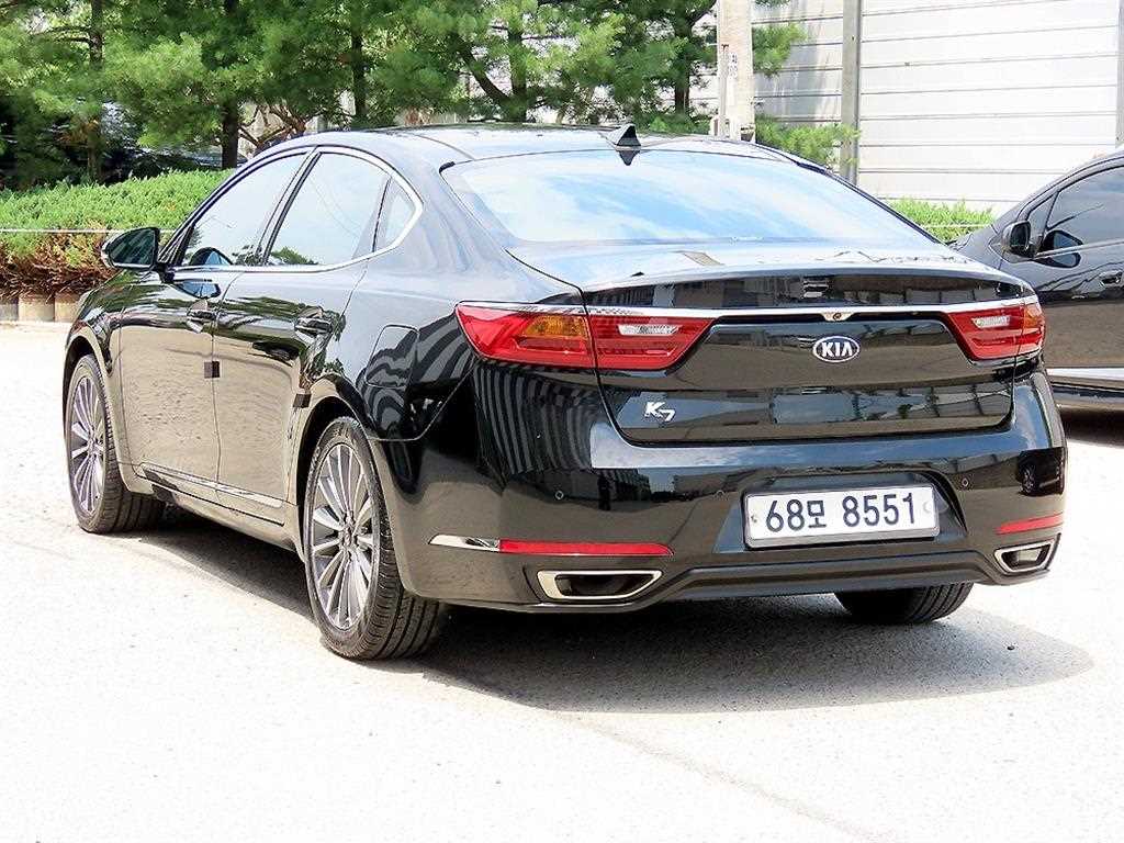 KIA K7 - Vista 3