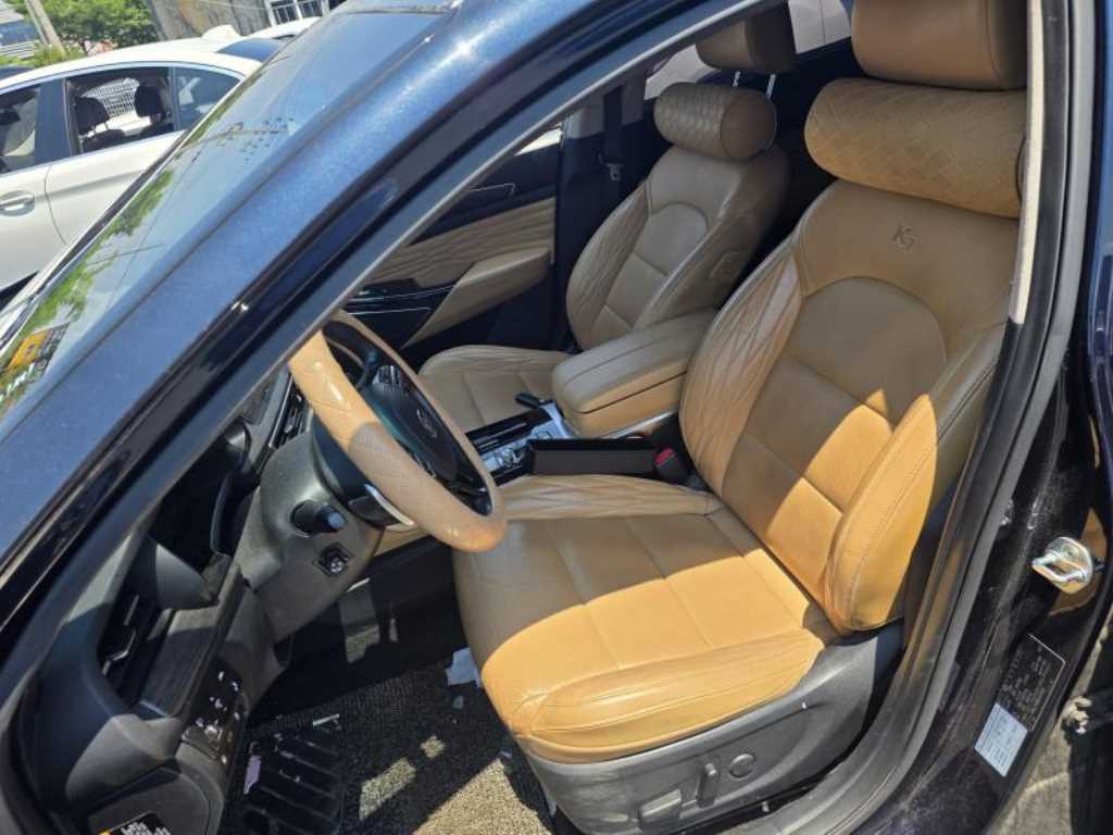 KIA K7 - Vista 9