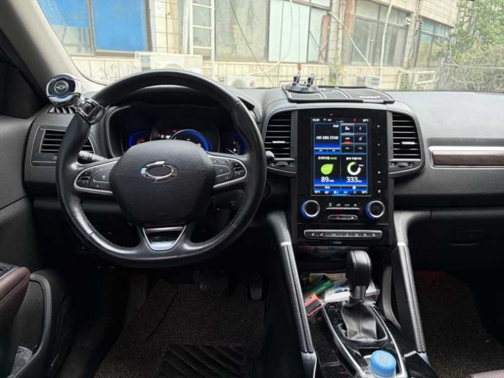SAMSUNG QM6 - Vista 5