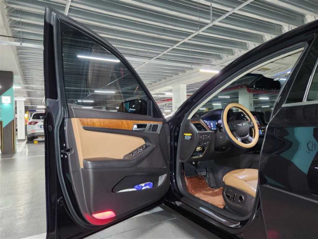 HYUNDAI Genesis 2016 Negro - Importación desde Corea - HF Imports Iquique - Foto 1