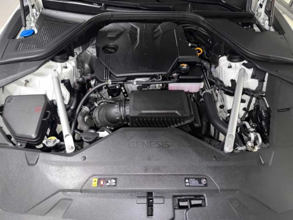 Genesis G80 2025 Blanco - Importación desde Corea - HF Imports Iquique - Foto 18