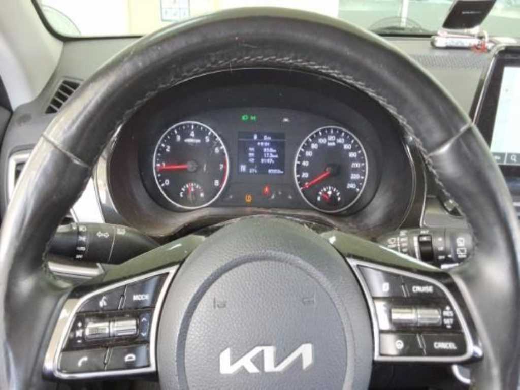 KIA Seltos - Vista 4
