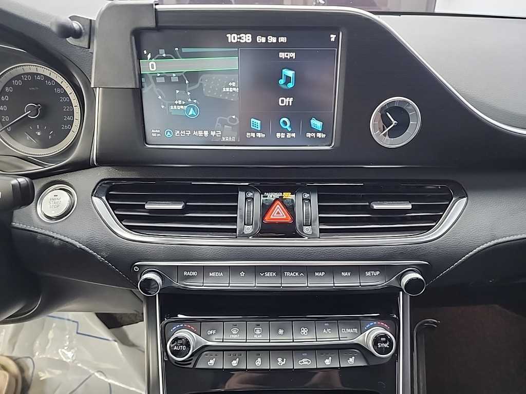HYUNDAI Grandeur - Vista 10